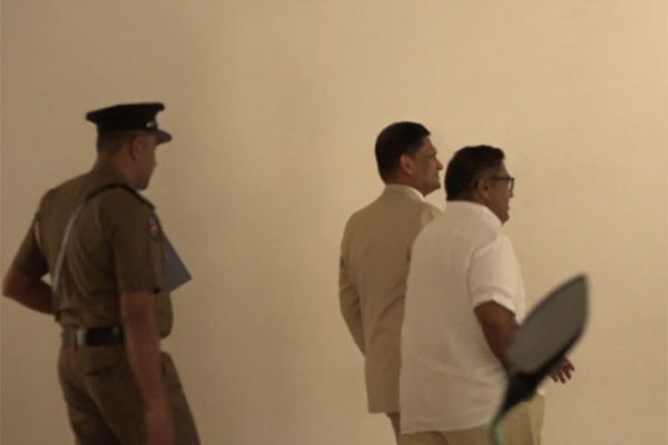 හිටපු රාජ්ය අමාත්ය නිමල් ලංසා රක්ෂිත බන්ධනාගාරගත කෙරේ. Former State Minister Nimal Lanza remanded